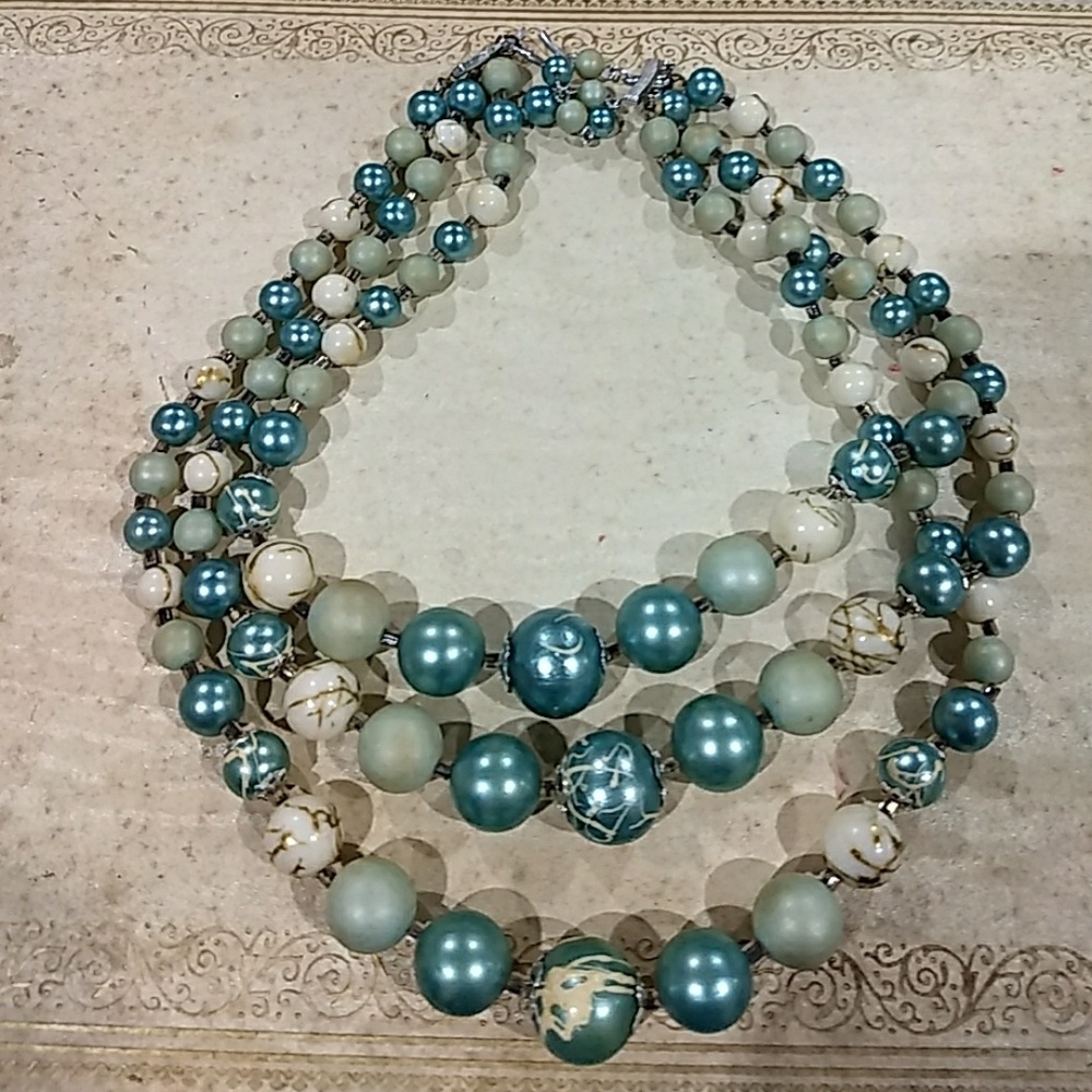 Vintage choker necklace